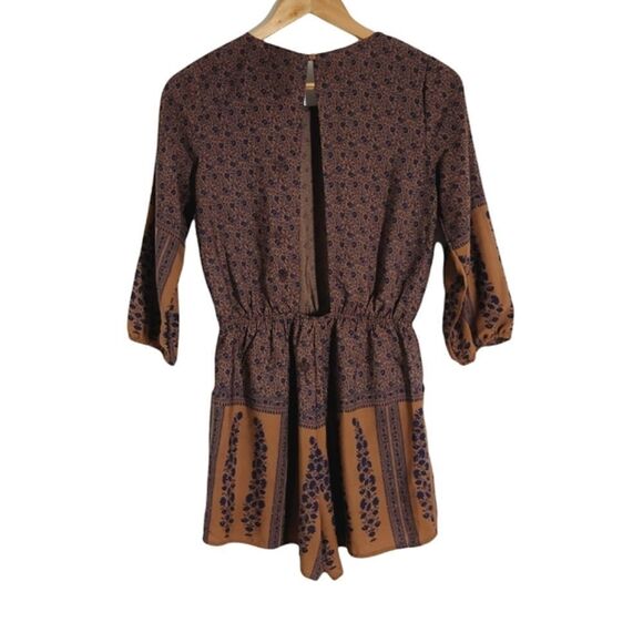 ILLA ILLA Open Back Mix Floral Romper Women's Size S - Picture 7 of 10